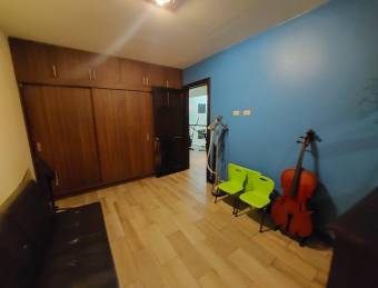 Se vende casa en San Rafael Escazú 26-1355