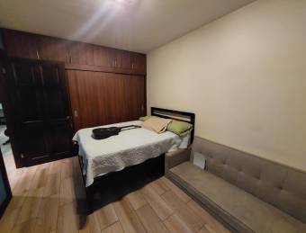 Se vende casa en San Rafael Escazú 26-1355