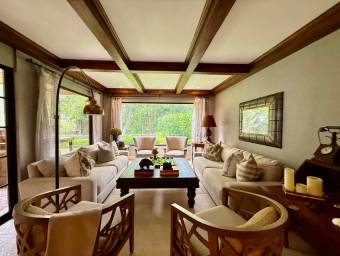 Venta de Casa en San Rafael de Escazú. RAH 26-1338