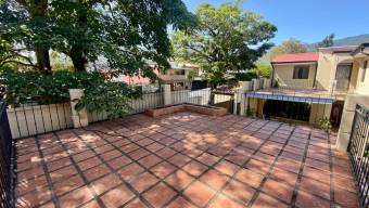 Privacidad y Estilo Casa en Condominio Boutique de solo 6 Unidades