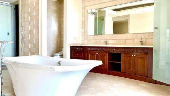 Venta de Casa en Pozos de Santa Ana. RAH 26-1357 