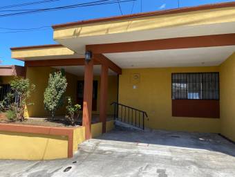 Venta de Casa en Zapote-San José. RAH 24-1596