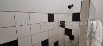 Se casa con patio en Ulloa Heredia 26-1404