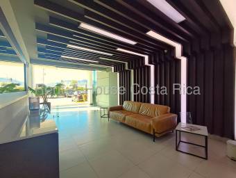 Se alquila amplio apartamento en San Pablo Heredia 26-1427