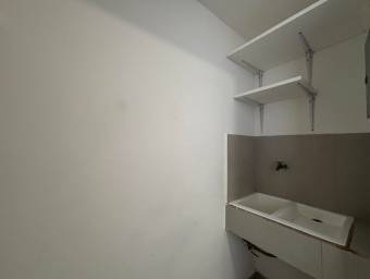 Se vende apartamento en San Pablo Heredia 25-1267