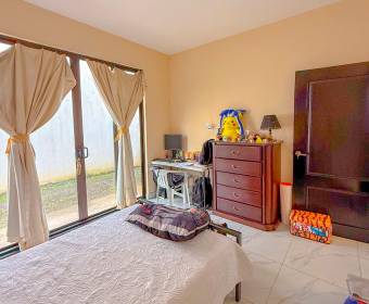 1-story house for sale in Casa Campo residential community in La Guacima.