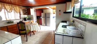 Venta propiedad amplia uso suelo mixto Santo Domingo Heredia