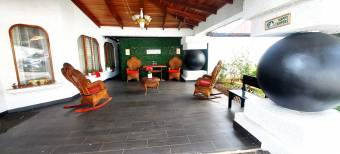 Venta propiedad amplia uso suelo mixto Santo Domingo Heredia