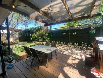 Venta de Townhouse de 3 Niveles en Piedades de Santa Ana. RAH 26-1396