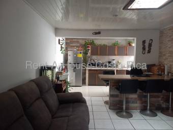 La casa ideal para su familia le espera en 4 Reinas