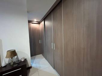 Se vende casa con mucha luz natural en Piedades Santa Ana 26-1379 Se vende casa con mucha luz natural en Piedades Santa Ana 26-1379