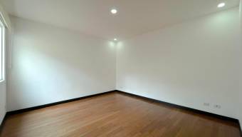 Se vende casa en San Antonio Escazú 26-184