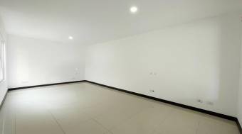 Se vende casa en San Antonio Escazú 26-184