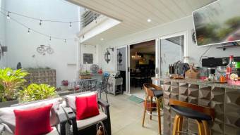 Se vende amplia casa en San Rafael Escazú 26-775 Se vende amplia casa en San Rafael Escazú 26-775