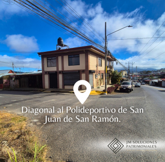 2 Casas y 1 Local Comercial 2 Casas y 1 Local Comercial