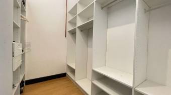 Condominio Moderno con Estudio Independiente en Bello Horizonte, Escazú