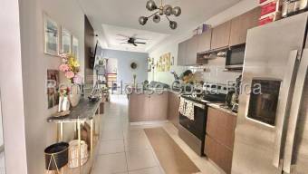 Venta de Casa en San Antonio de Alajuela. RAH 26-1403