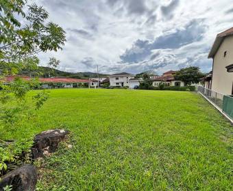 Lot for sale in the Veredas del Arroyo gated community in La Guacima, Alajuela.
