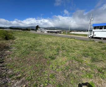 lot for sale in Jardines de Santa Cruz Residential Community in San Isidro de Heredia