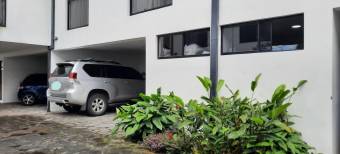 Estilo de Vida Urbano Casa a Pasos de Avenida Escazú