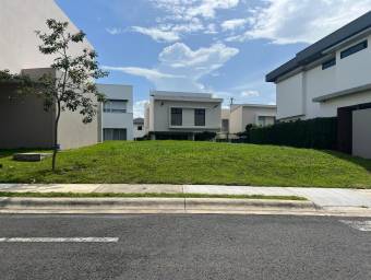 Venta de Hermoso Lote de Terreno en Alajuela / Mls. 26-3687 OFC JB