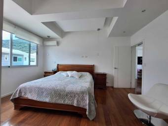 Se vende casa en Piedades Santa Ana 26-639 Se vende casa en Piedades Santa Ana 26-639