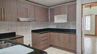 Venta de Casa en Granadilla de Curridabat. RAH 26-1111 Precio Rebajado