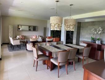 Venta de Espectacular Casa en Alajuela / Mls. 25-1198 OFC JB