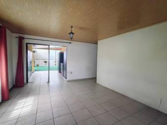 Venta de Bella Casa en Santo Domingo, Heredia / Mls. 26-1234 OFC JB