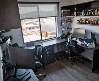 House for sale in Veredas Condominium in San Felipe, Alajuelita, San José