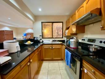 Venta de Casa en Santa Ana, San José. RAH 25-31 PRECIO REBAJADO