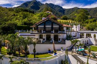 Venta de espectacular Mansión en las Montañas de Escazú Venta de espectacular Mansión en las Montañas de Escazú