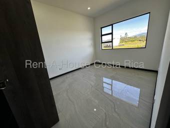 Venta de Magnifica Casa en Alajuela / Mls. 26-1411 OFC JB