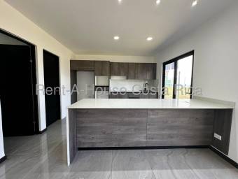 Venta de Magnifica Casa en Alajuela / Mls. 26-1411 OFC JB