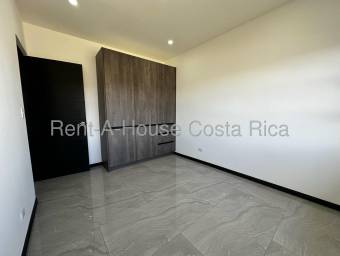 Venta de Magnifica Casa en Alajuela / Mls. 26-1411 OFC JB