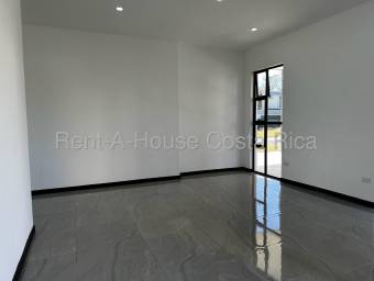 Venta de Magnifica Casa en Alajuela / Mls. 26-1411 OFC JB