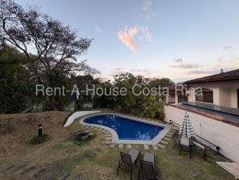 Se alquila casa en San Rafael, Escazú #26-1475