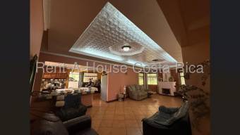 Venta de casa en San Rafael de Heredia #26-1457 Venta de casa en San Rafael de Heredia #26-1457