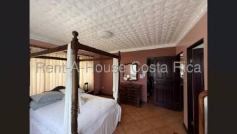 Venta de casa en San Rafael de Heredia #26-1457 Venta de casa en San Rafael de Heredia #26-1457