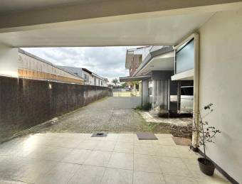 Se vende casa en San Pablo Heredia 26-403