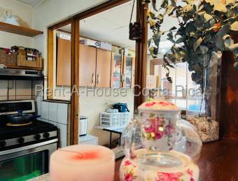 Se vende casa en Ulloa Heredia 26-1473