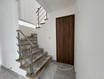 Se vende casa en San Pablo Heredia 26-1395