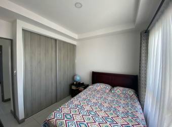 Venta Casa Montes de Oca 26-1005