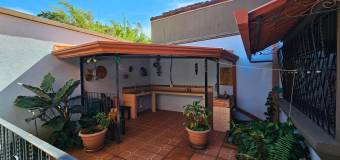 Venta de Casa en Barva-San Roque. RAH 25-1951