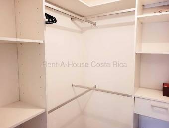 Se alquila apartamento en Cinco Esquinas Tibás 26-1502