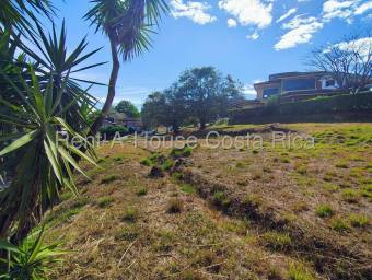 Se vende lote en La Guacima Alajuela 26-1499