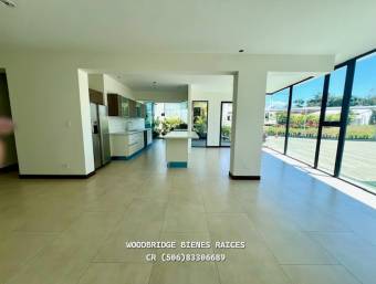 Condominio en alquiler Escazu San Rafael $2.200 / 2 dormitorios