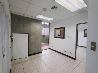 Se alquila local comercial en San Francisco Goicoechea 26-1510 Se alquila local comercial en San Francisco Goicoechea 26-1510