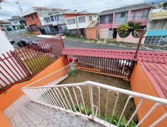 Se vende casa en Guadalupe Goicoechea 26-580