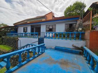 MLS-26-1522 LS VENTA CASA TURRIALBA CENTRO
